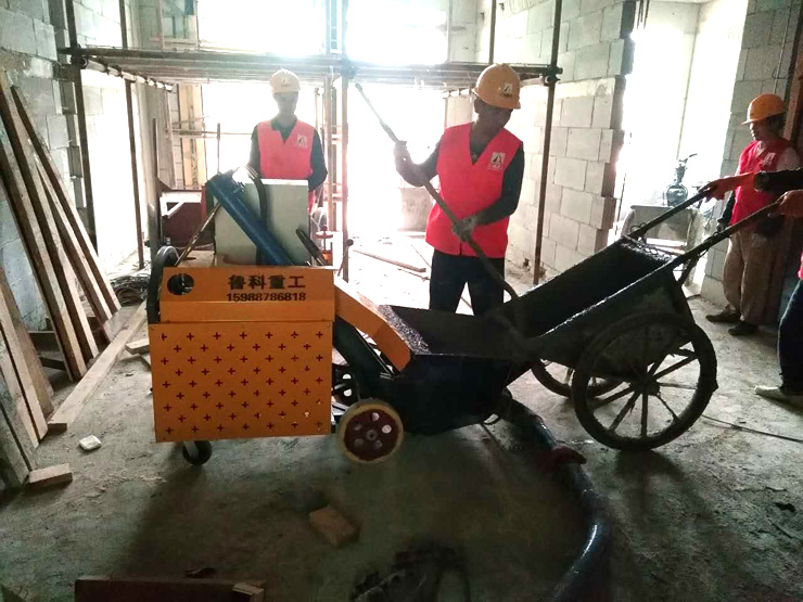 無錫二次構(gòu)造柱泵施工現(xiàn)場(chǎng)
