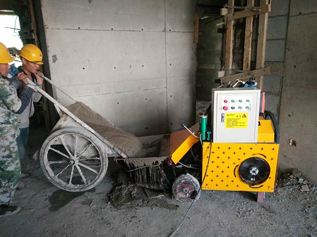 二次構造柱泵施工現(xiàn)場