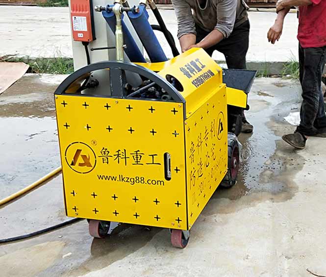 8月1日新型二次構造柱泵廠家合作綠地建筑溱水小鎮(zhèn)商業(yè)1號樓項目