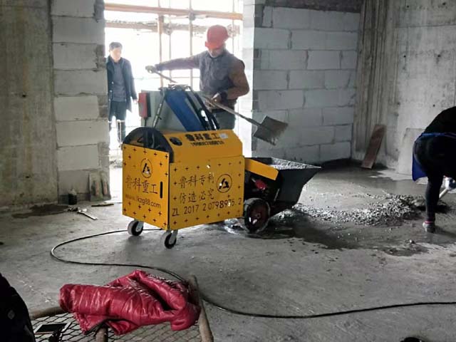 二次構造柱泵上料機